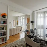 Elegant Apartment - Eiffel Tower