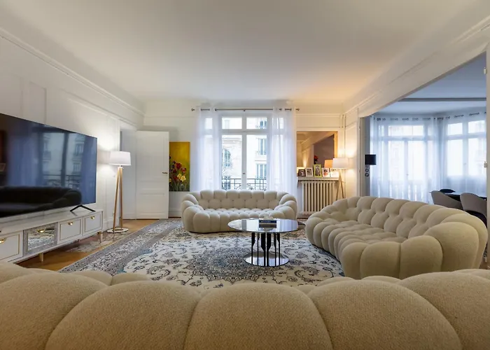 Elegant Apartment - Eiffel Tower